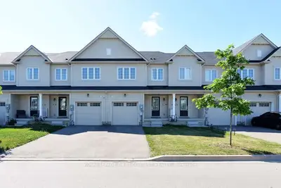 Att/Row/Townhouse in Thorold