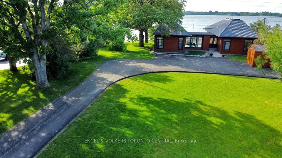 131 Peats Point Road, Prince Edward County, ON K0K 1K0