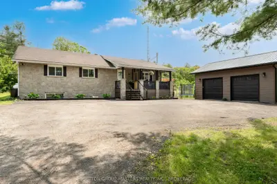 Detached in Frontenac