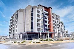 Condo Apartment in Hamilton