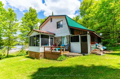 Detached in Algonquin Highlands