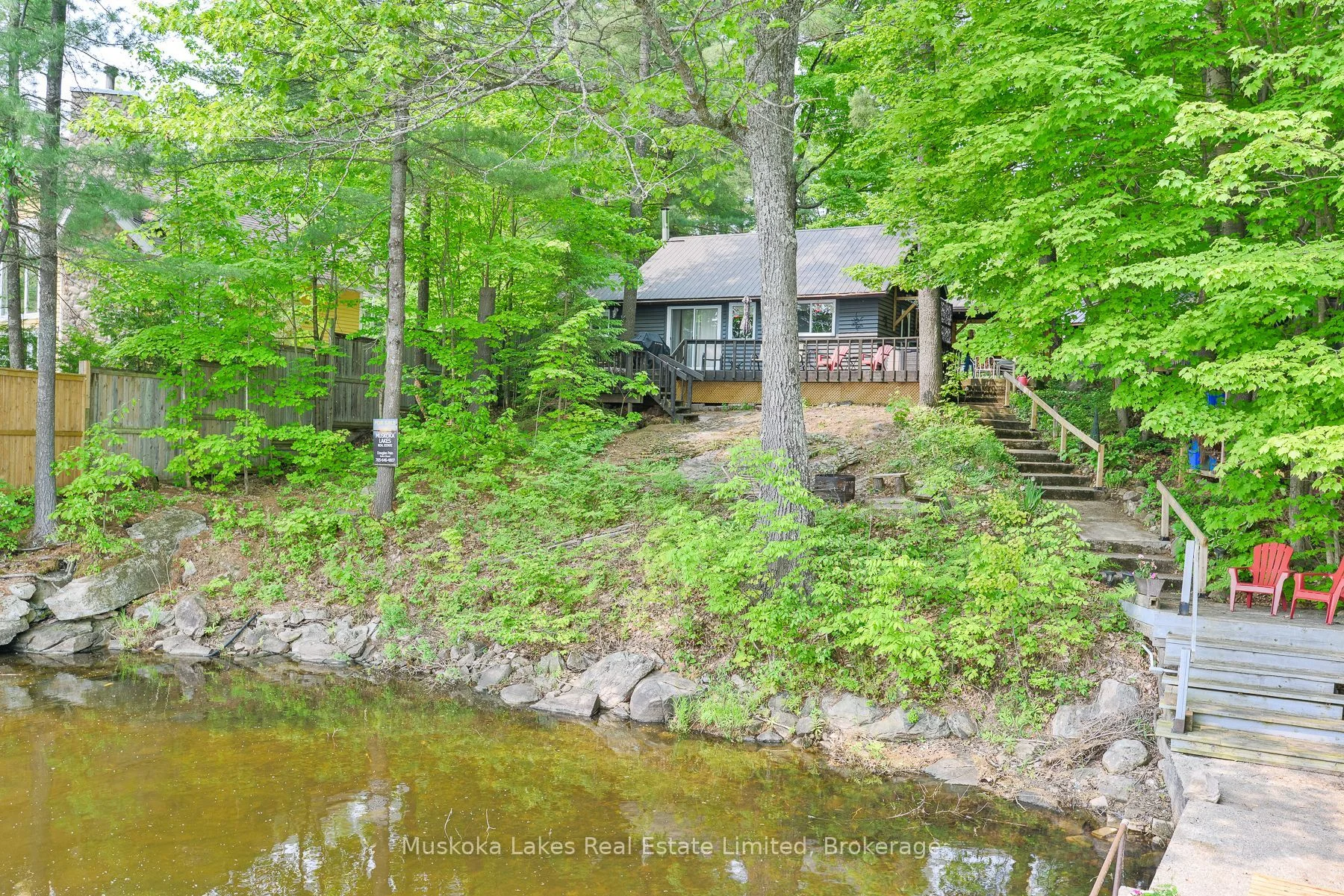 1028 Cowan Park Road, Muskoka Lakes, ON P0B 1M0