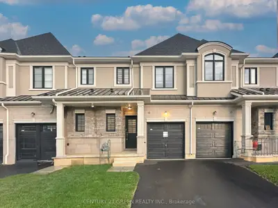 Att/Row/Townhouse in Hamilton