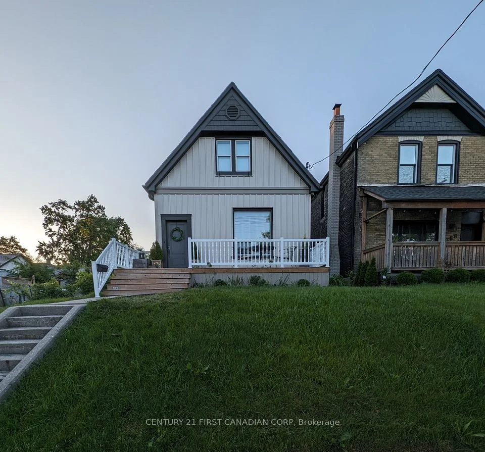 366 SALISBURY Street, London East, ON N5Y 3B1