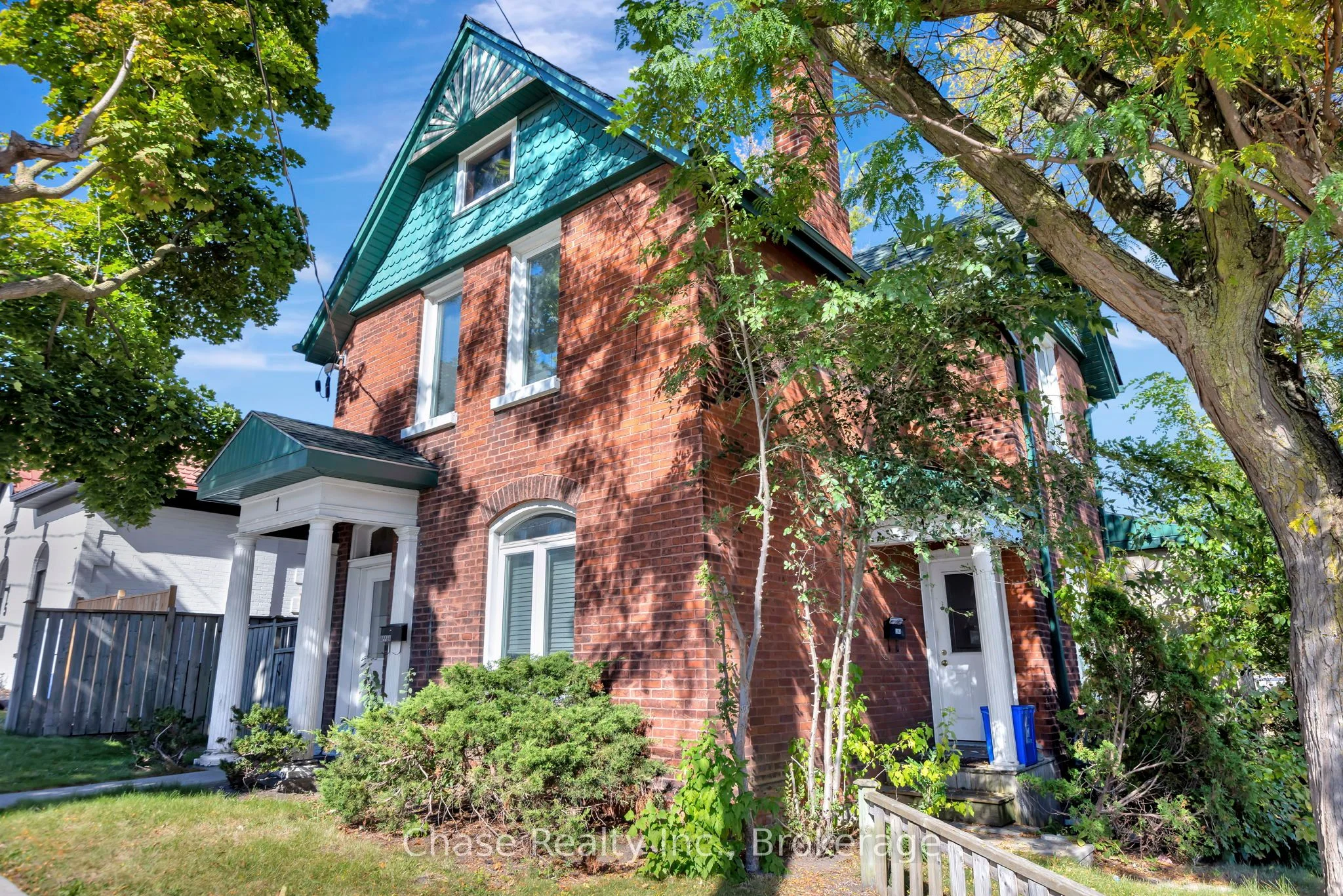 1 Terrace Hill Street, Brantford, ON N3R 1E8