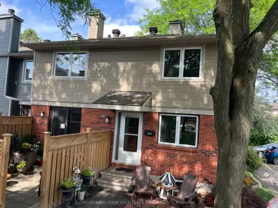 Condo Townhouse in Orleans - Convent Glen and Area