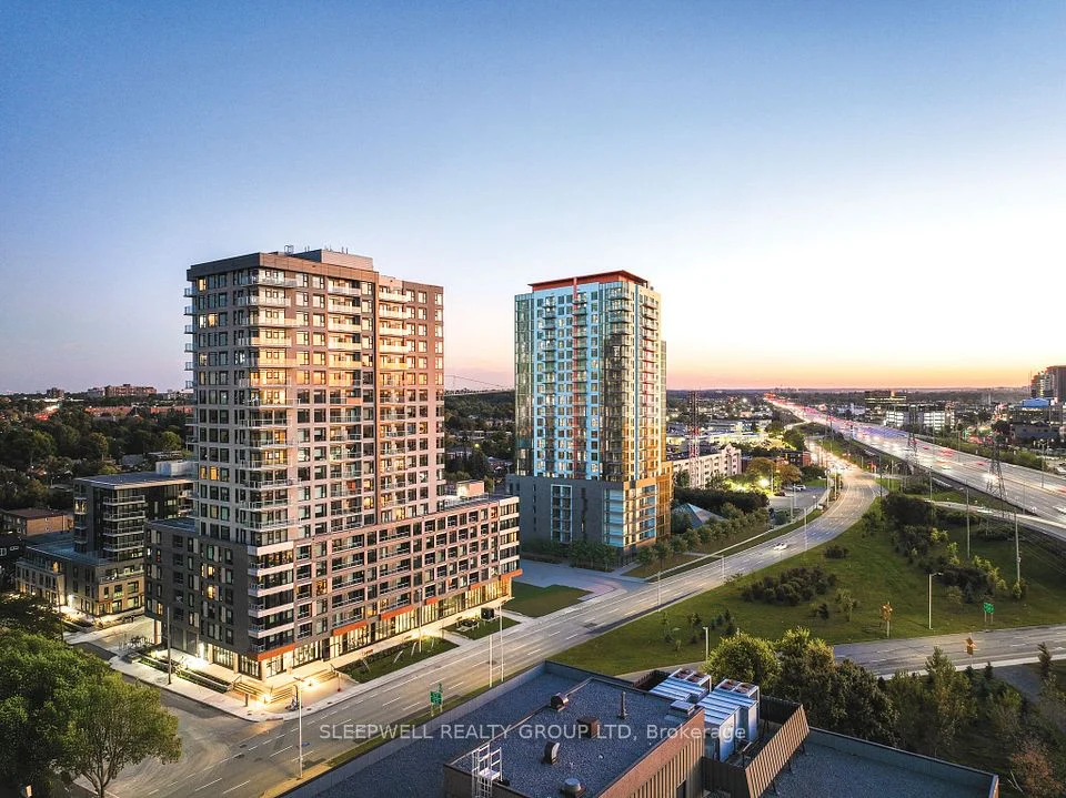 1366 Carling Avenue 402, Carlington - Central Park, ON K1Z 0E5