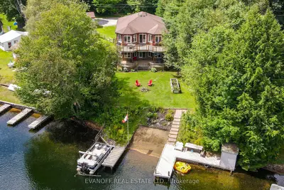 Detached in Kawartha Lakes