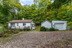 Detached in Lake of Bays