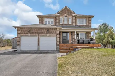 Detached in Stittsville - Munster - Richmond