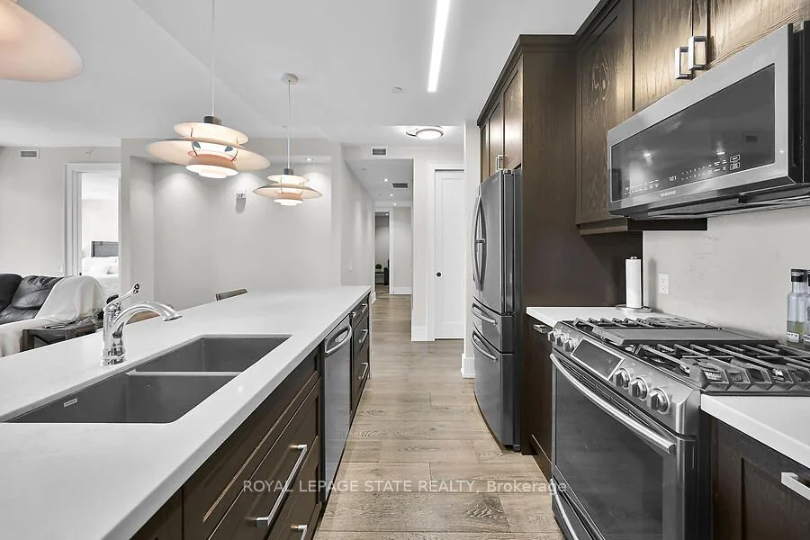 181 James Street N 804 (PH4), Hamilton, ON L8R 2K9
