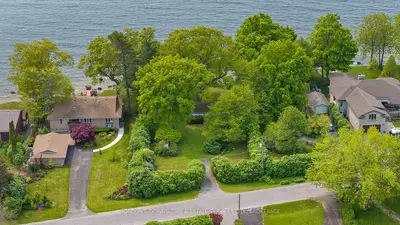 Detached in Kingston