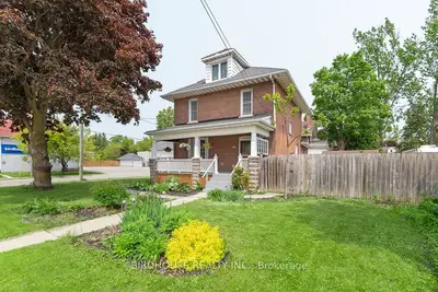 Detached in Kawartha Lakes