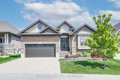 Detached Condo in Wilmot