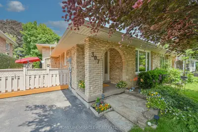 Semi-Detached in Hamilton