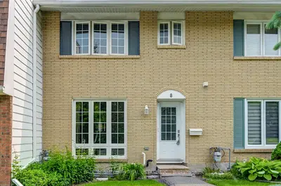 Condo Townhouse in Beacon Hill North - South and Area