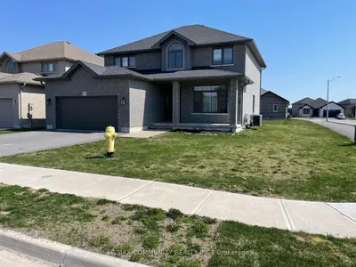 Detached in Belleville