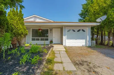 Semi-Detached in Bracebridge
