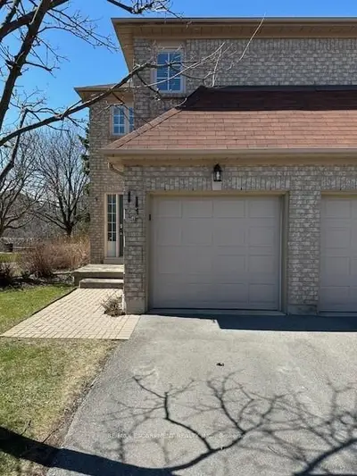 Common Element Condo in Hamilton