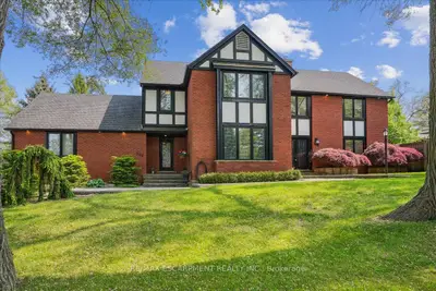 Detached in Hamilton
