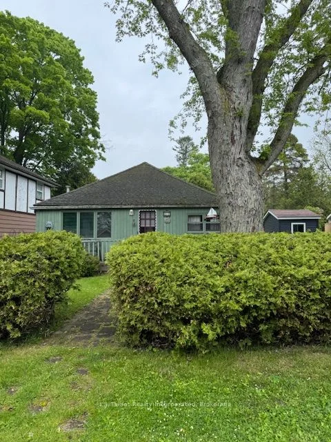 18 Tuyll Street W, Bluewater, ON N0M 1G0