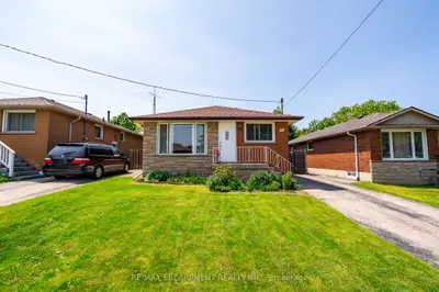 Detached in Hamilton