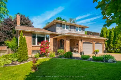 Detached in Pelham