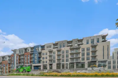 Condo Apartment in Manor Park - Cardinal Glen and Area