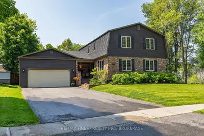 Detached in Kingston