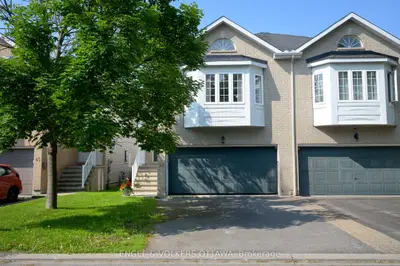 Semi-Detached in Kanata
