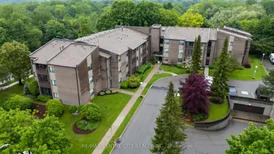 Condo Apartment in London North