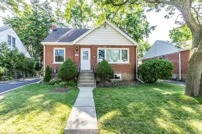Detached in Hamilton