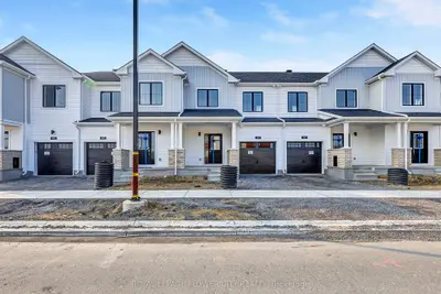 Att/Row/Townhouse in North Grenville