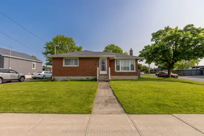 Detached in Welland