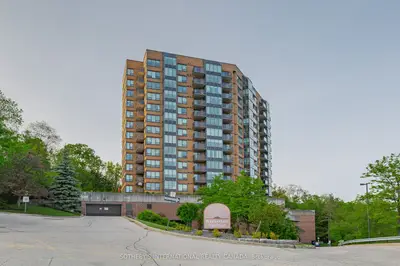 Condo Apartment in Waterloo