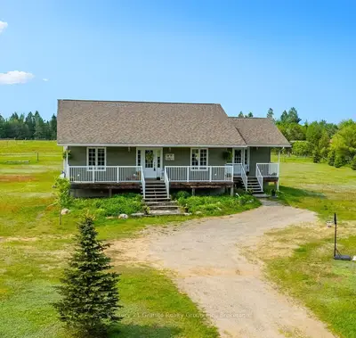Detached in Minden Hills