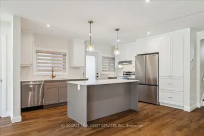 Detached in Hamilton