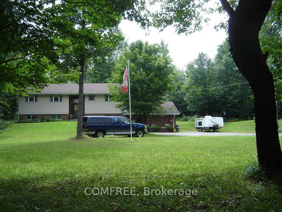 1021 Springdale Park Road, Bracebridge, ON P1L 1W9