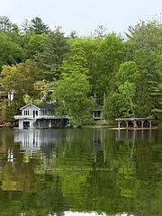 15 Stephen Road, Muskoka Lakes, On P0b 1j0