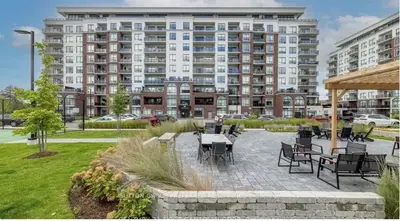 Condo Apartment in London North