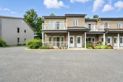 Condo Apartment in Alfred and Plantagenet