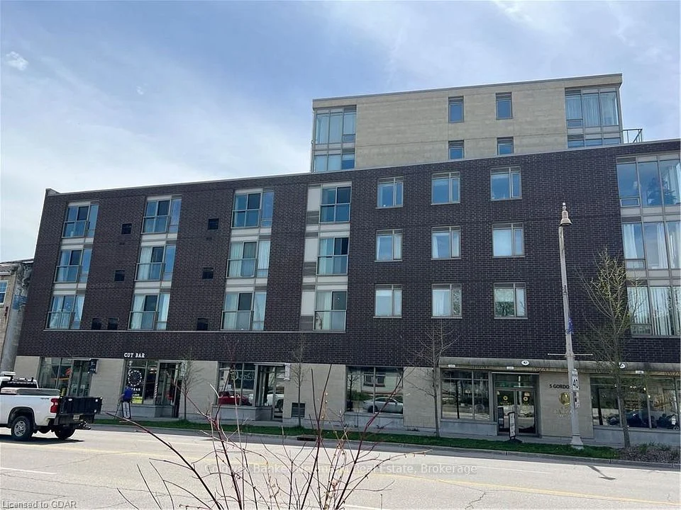 5 Gordon Street 105, Guelph, ON N1H 4G8