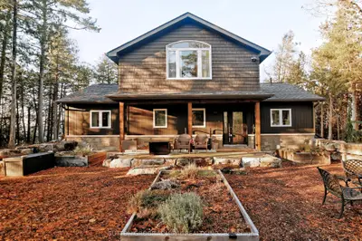 Detached in Trent Lakes