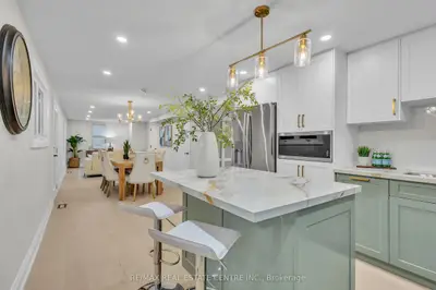 Detached in Guelph
