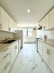 75 High Street 319, London South, ON N6C 4J8