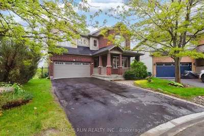 Detached in Barrhaven