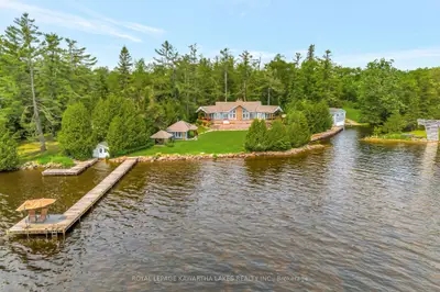 Detached in Kawartha Lakes