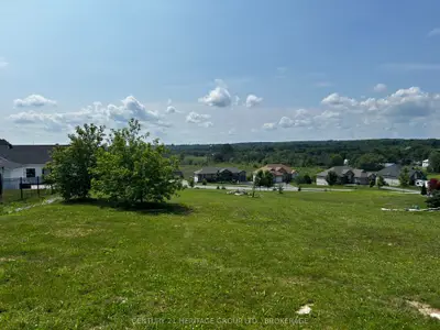 Vacant Land in Frontenac