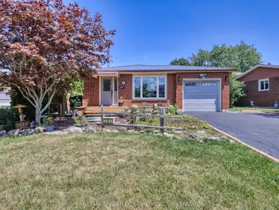 Detached in Thorold