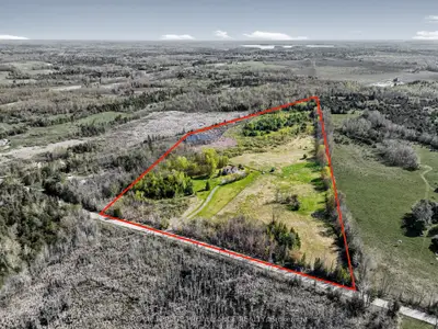 Detached in Havelock-Belmont-Methuen